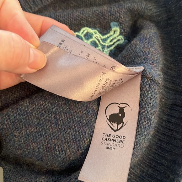 Zadig & Voltaire Cashmere Sweater Denim color Size XS runs like a LG/XL - Picture 9 of 9